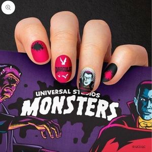MoYou London Monsters 01 special edition nail art stamping plate